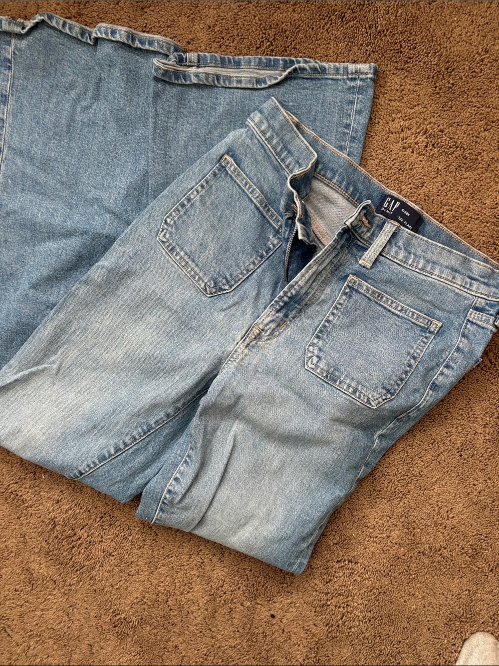 GAP Women’s Light Wash Flare Jeans